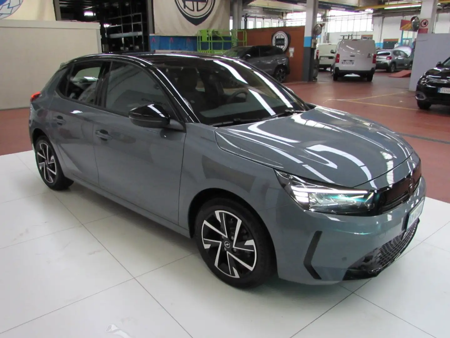 Opel Corsa Corsa 1.2 GS 75CV Gris - 2