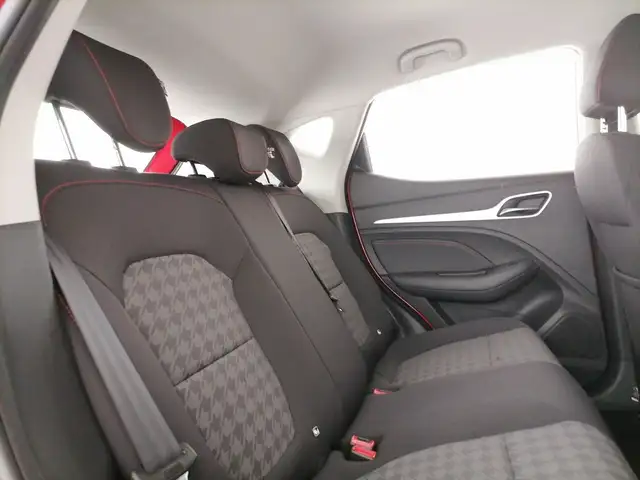 MG ZS view 8