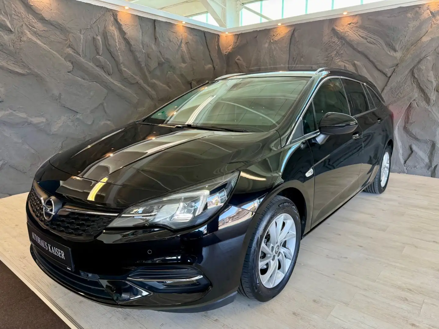 Opel Astra K Sports Tourer 1.2/ACC/KLIMAAUTO/LKH/TOP Noir - 1