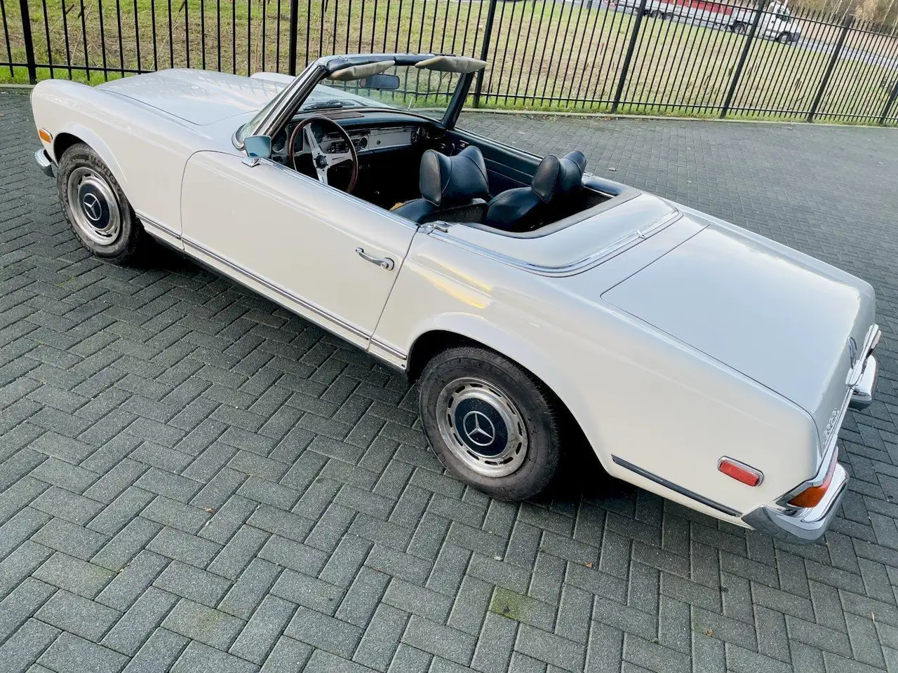 Mercedes-Benz SL 280 W113 Pagode, foto 8