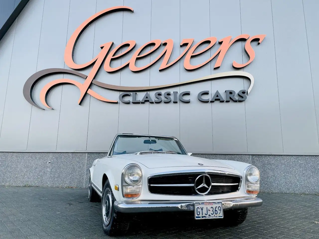 Mercedes-Benz SL-Class SL 280 1969