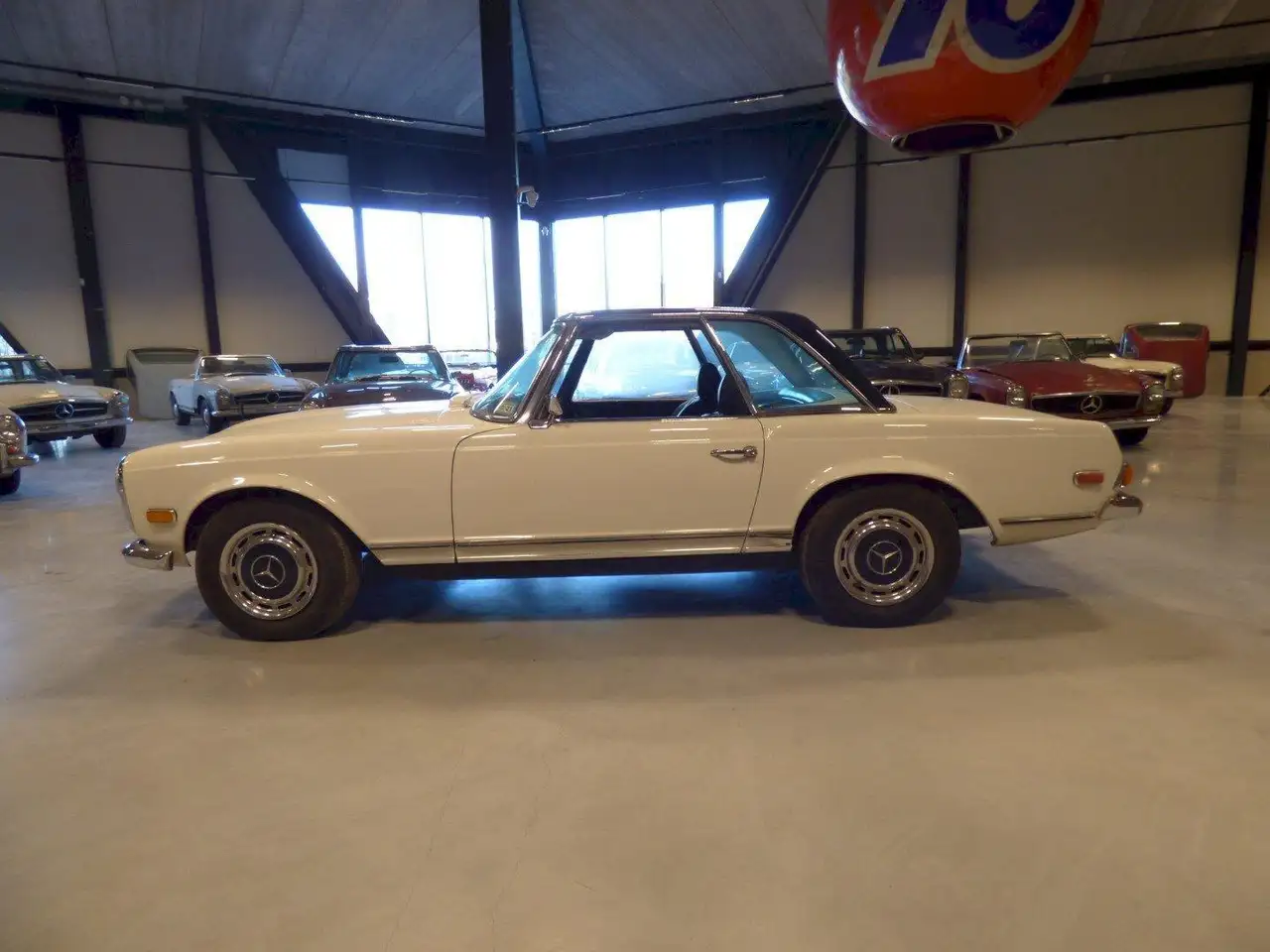 Mercedes-Benz SL 280 W113 Pagode, foto 9
