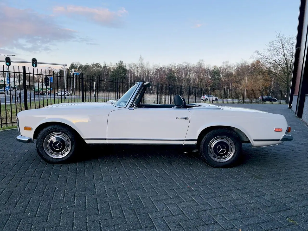 Mercedes-Benz SL 280 W113 Pagode, foto 7