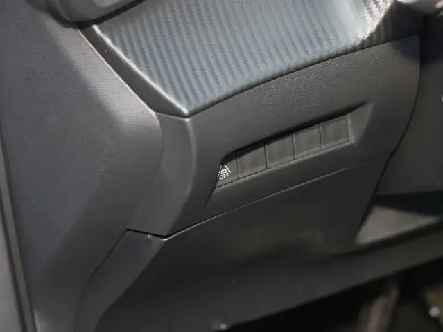 Peugeot 2008 view 7