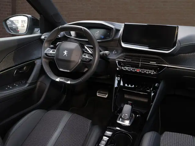 Peugeot 2008 view 12