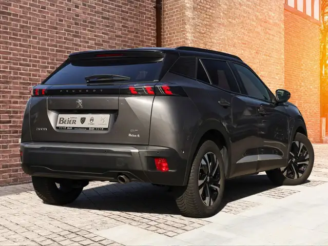 Peugeot 2008 view 4