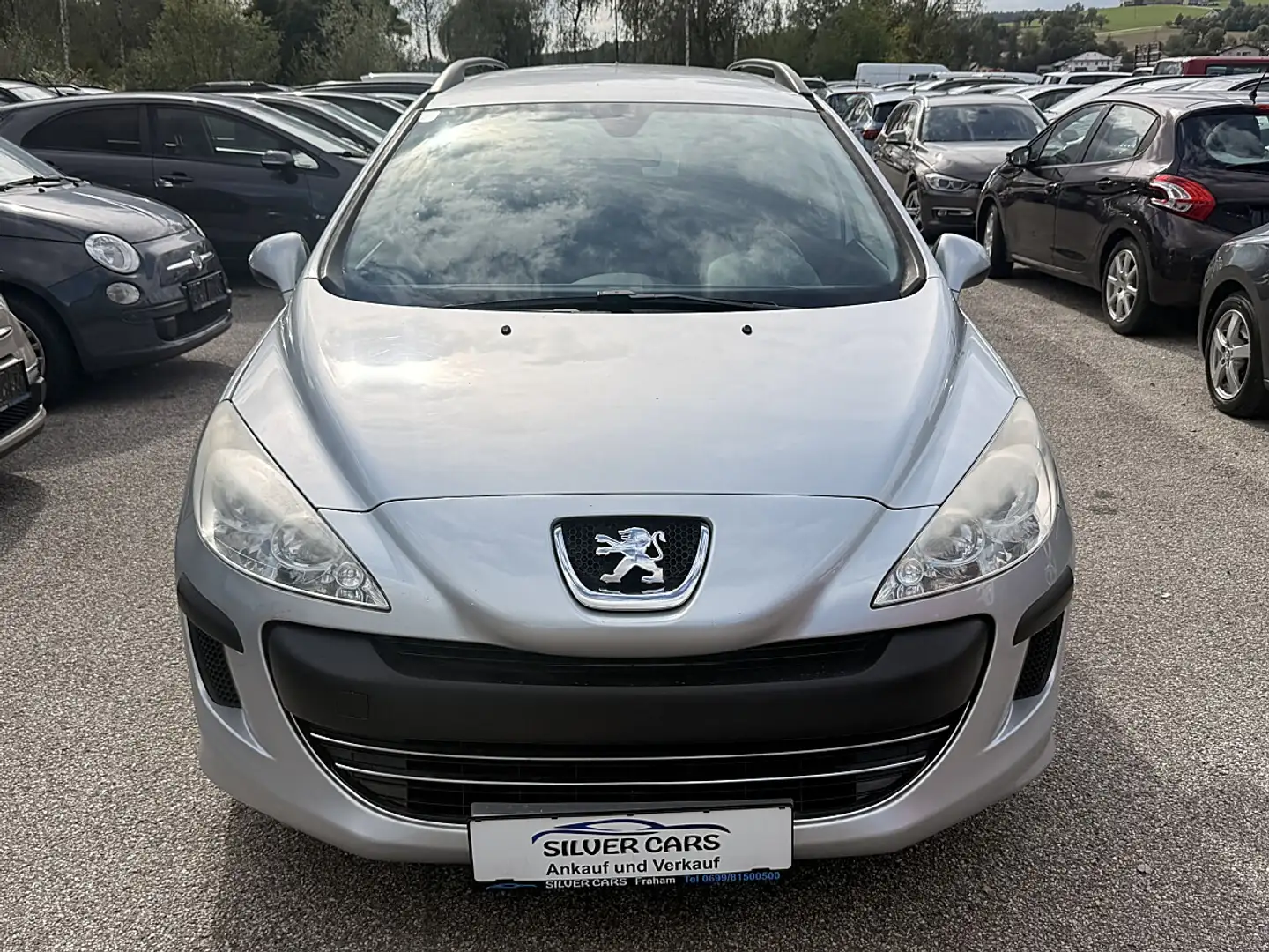 Peugeot 308 SW 1,6 16V VTi Comfort Silber - 2