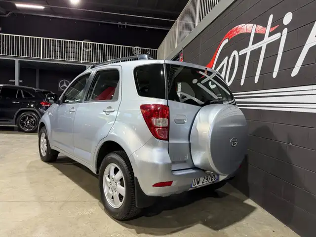 Daihatsu Terios view 6