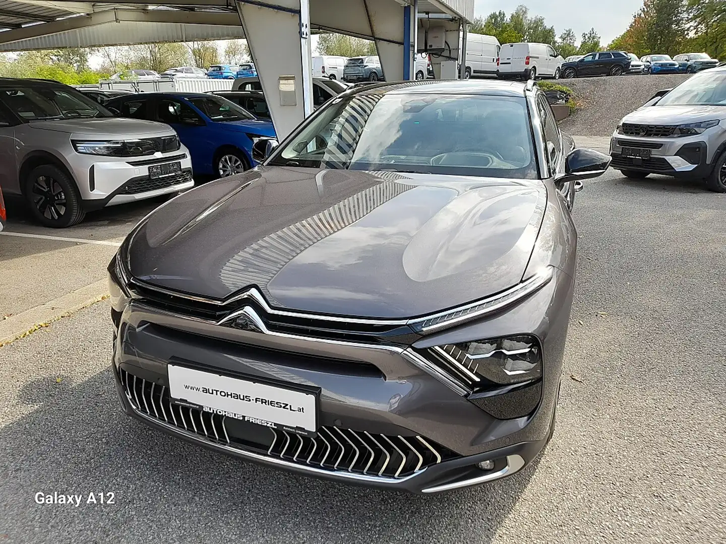 Citroen C5 X Shine Edition Hybrid 225 e-EAT8 Grau - 2