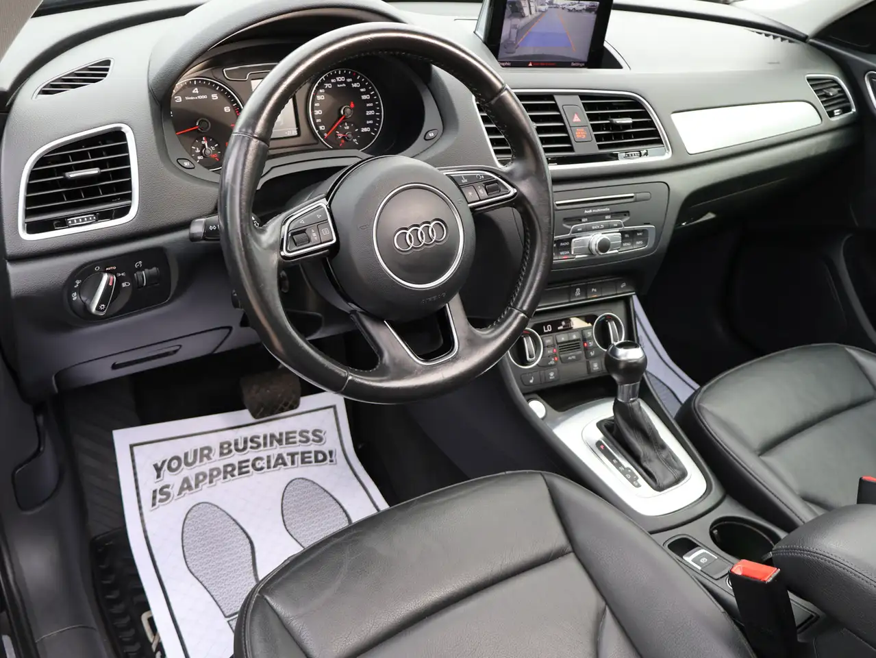 Audi Q3 снимка Audi Q3