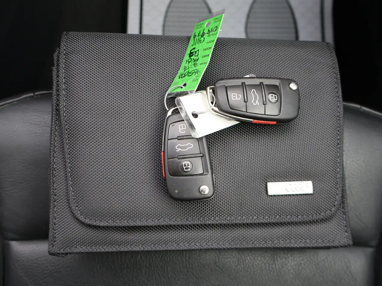 Audi Q3 снимка Audi Q3