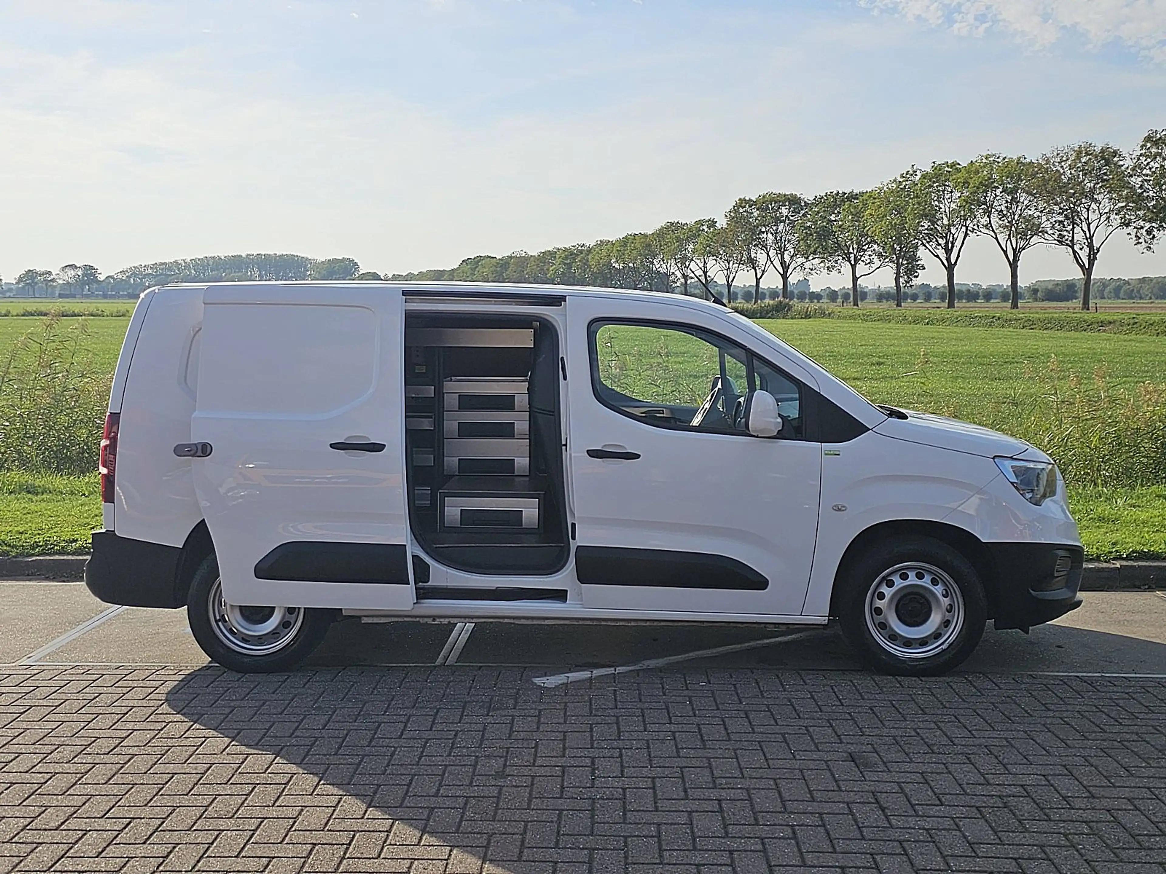 Opel Combo 1.5 D 75KW EDIYION — photo 14