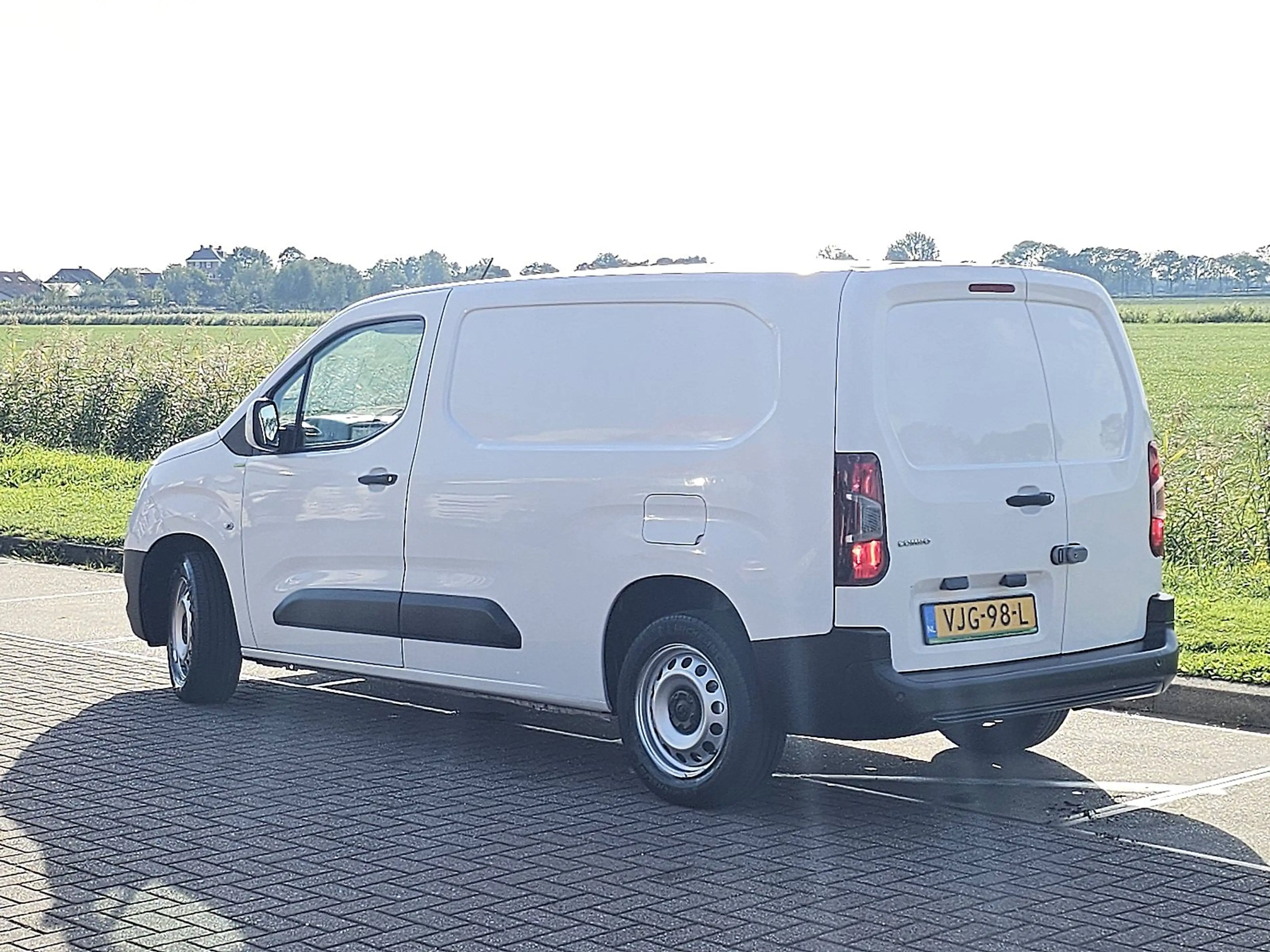 Opel Combo 1.5 D 75KW EDIYION — photo 6