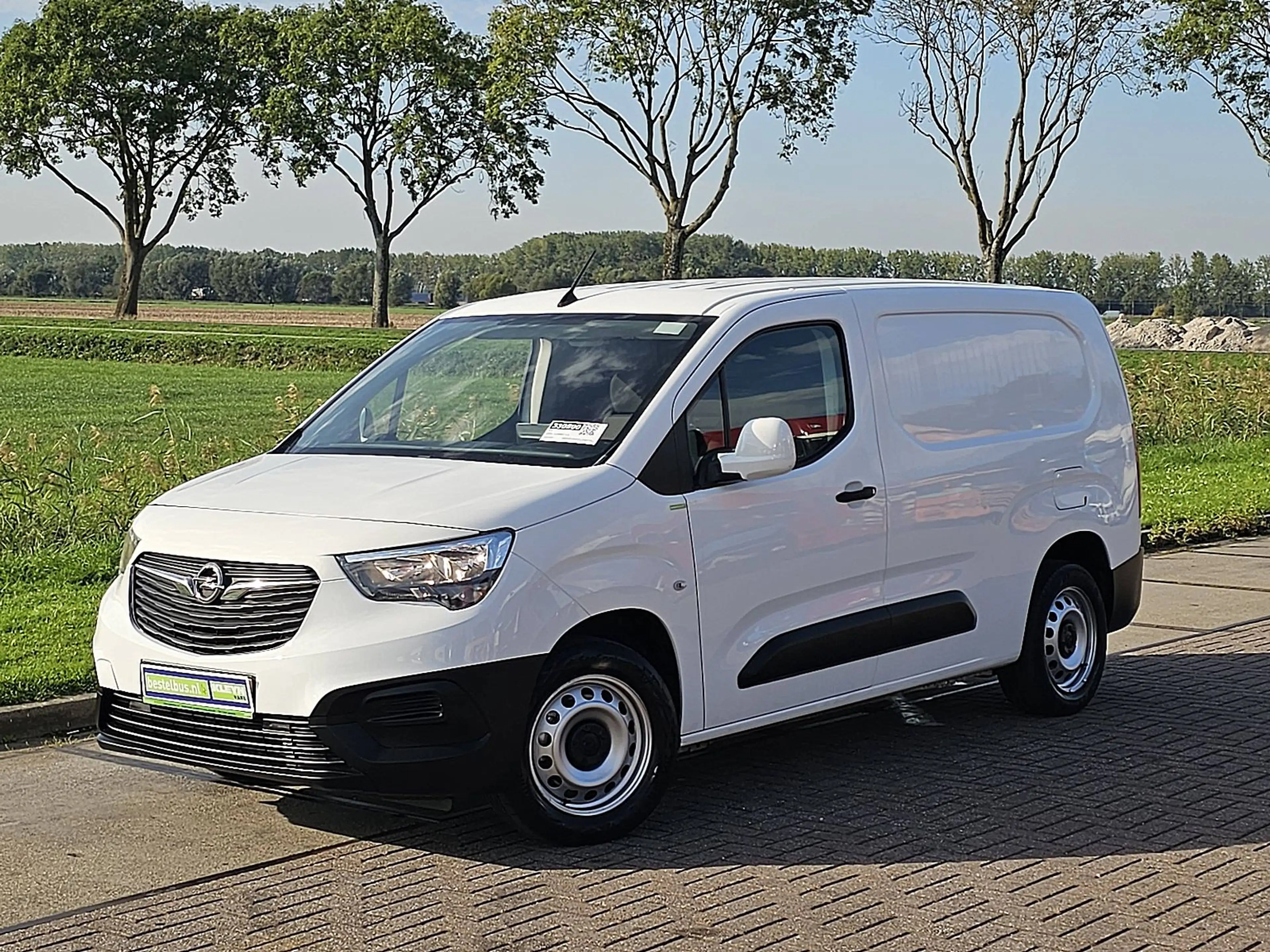 Opel Combo 1.5 D 75KW EDIYION — photo 2