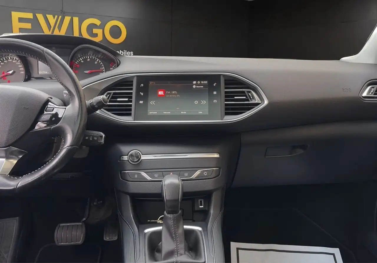 Peugeot 308 308 SW — photo 16
