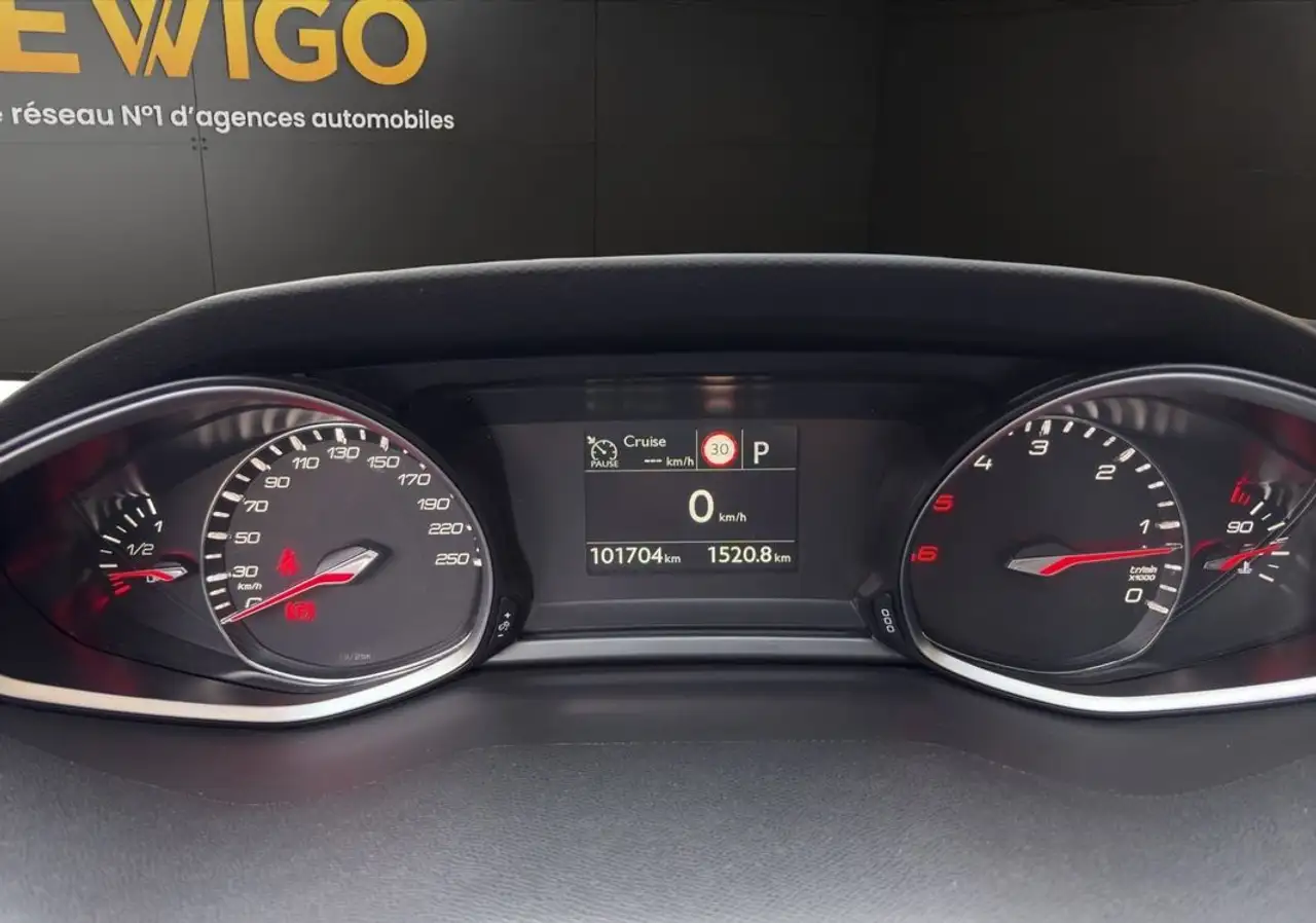 Peugeot 308 308 SW — photo 17