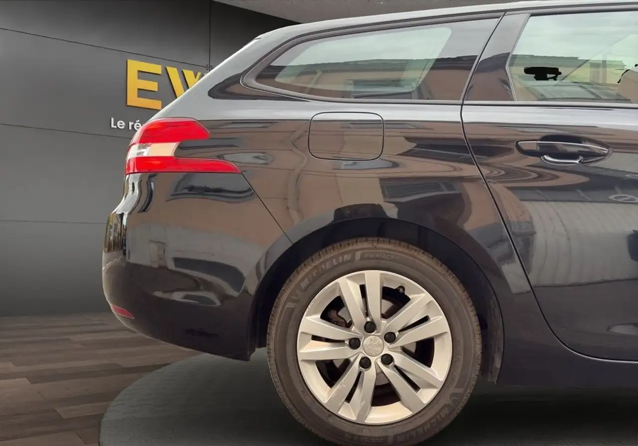 Peugeot 308 308 SW — photo 28