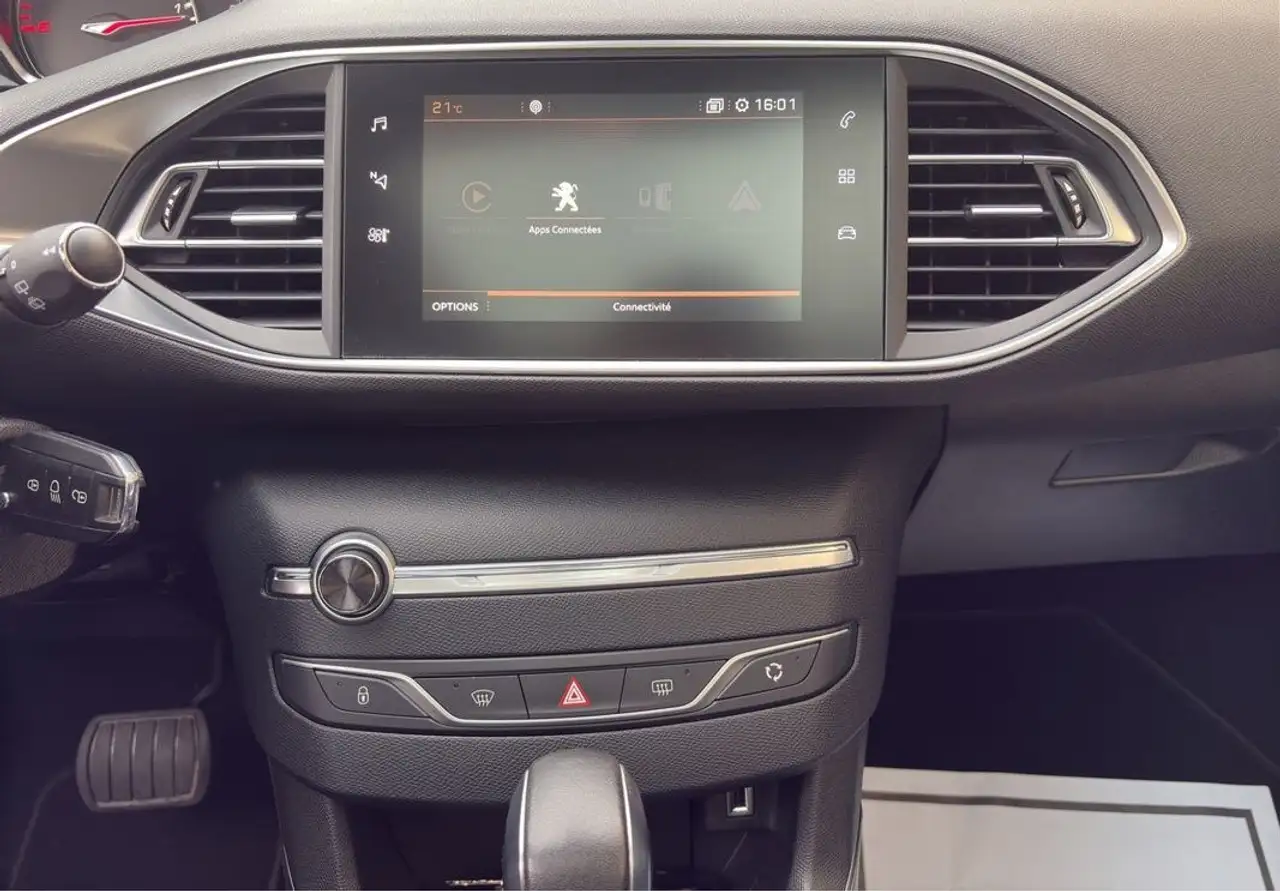 Peugeot 308 308 SW — photo 18