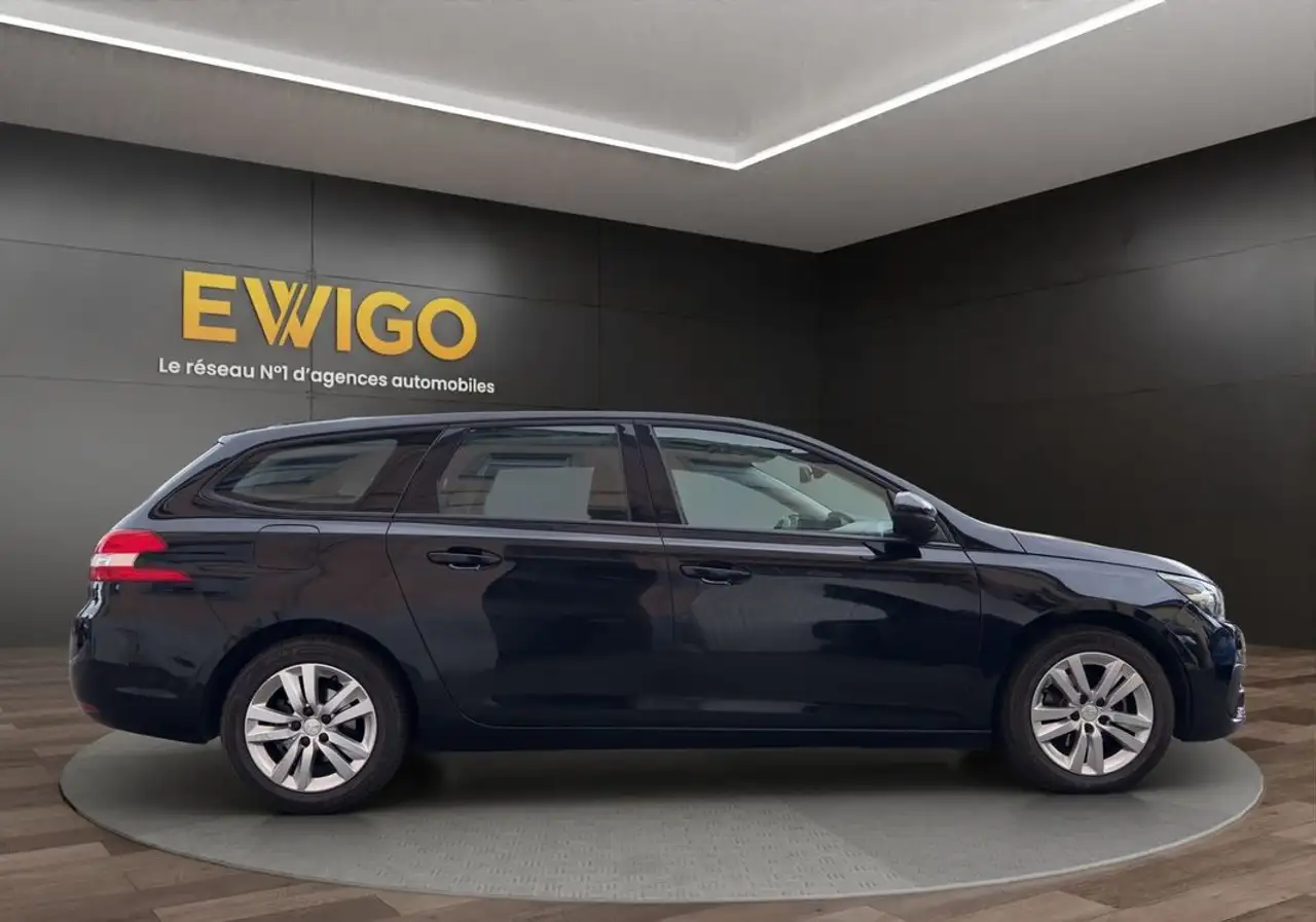 Peugeot 308 308 SW — photo 11