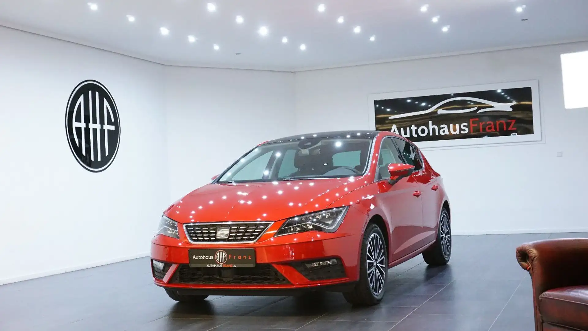 SEAT Leon Xcellence*PANO*Schiebedach*Carplay*Keyless Rot - 1