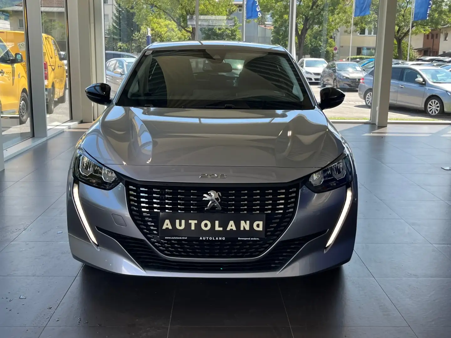 Peugeot 208 ALLURE PACK BHDI 100 Silber - 2