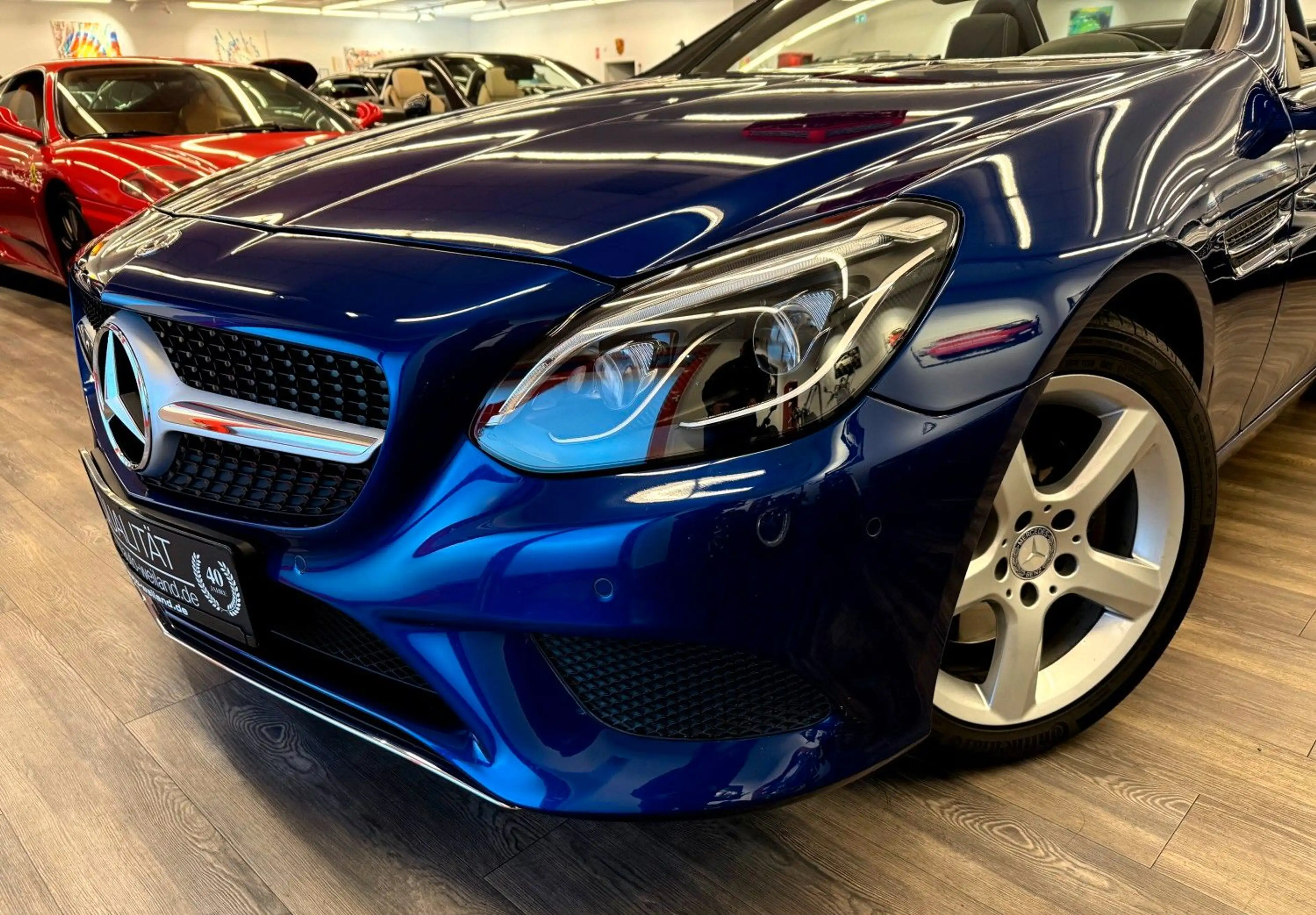 Mercedes-Benz SLC 200 Roadster Leder Klima Autom LED Airscarf — photo 6