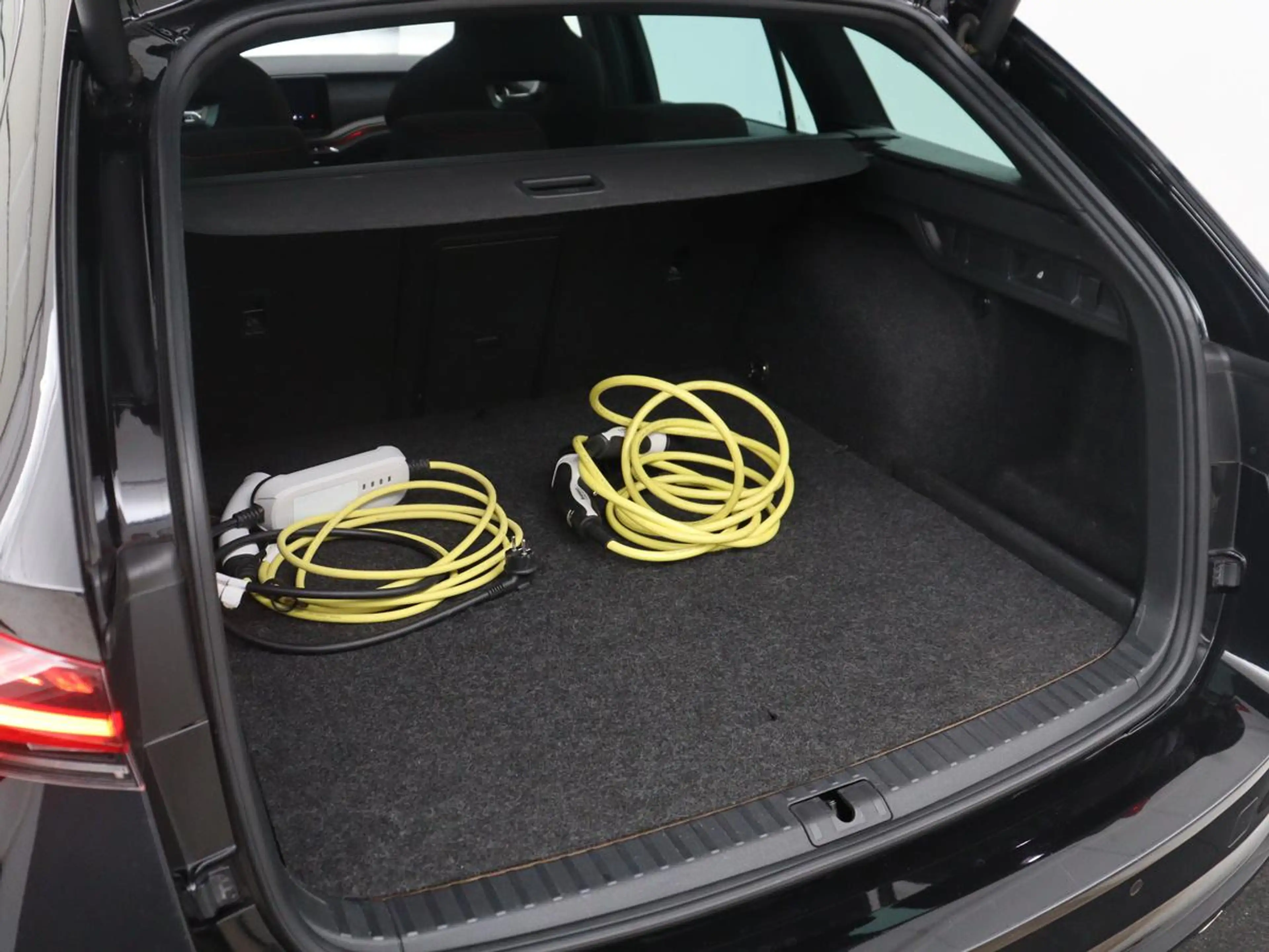 Skoda Octavia Combi 1.4 TSI RS iV PHEV Business | SOH 87,5% | Pa — photo 15