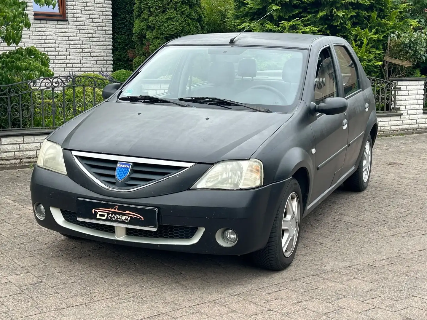 Dacia Logan Prestige 1.6 Edition*Sparsam*1.Hand*5Türer - 1