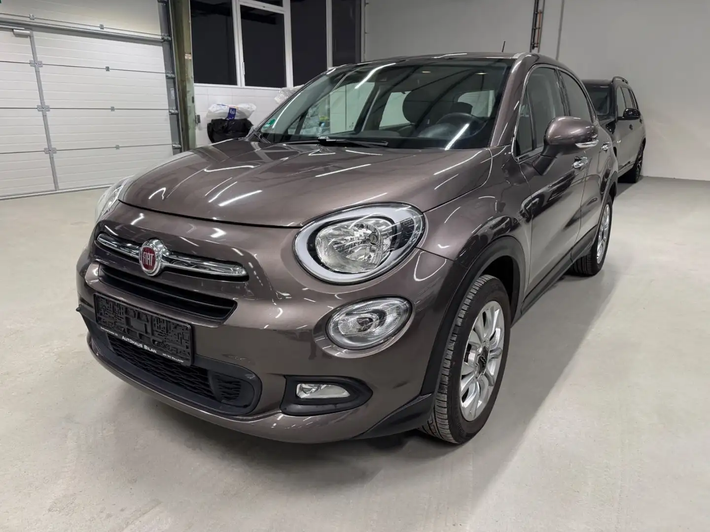 Fiat 500X 1.Hand AHK Navi Leder Braun - 1
