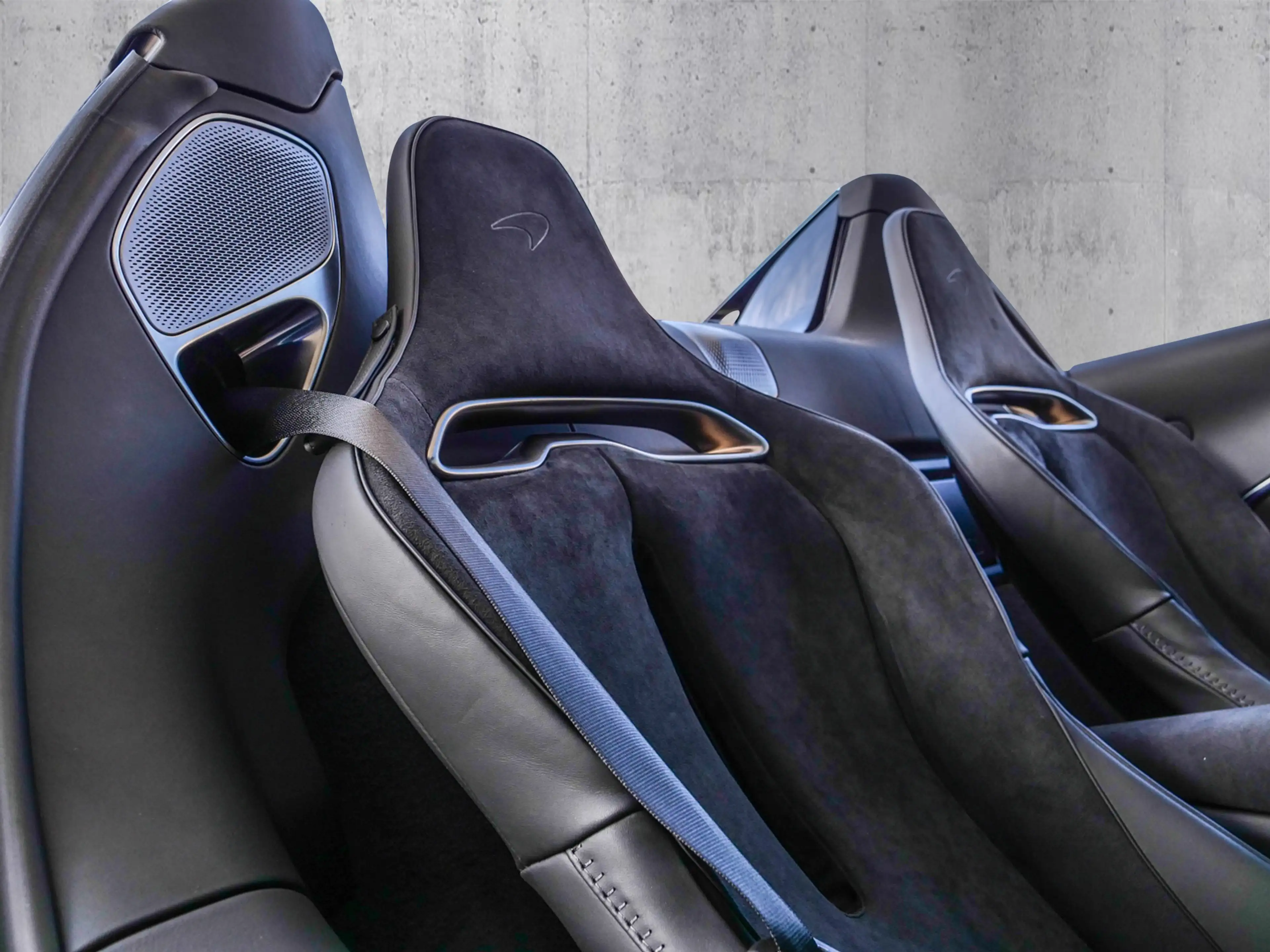 McLaren Artura Spider Performance, Black Pack, Sport Exh. — photo 15