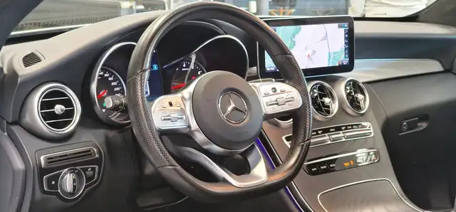 Mercedes-Benz 300 view 11