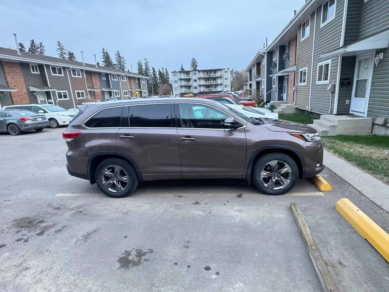 Toyota Highlander снимка Toyota Highlander