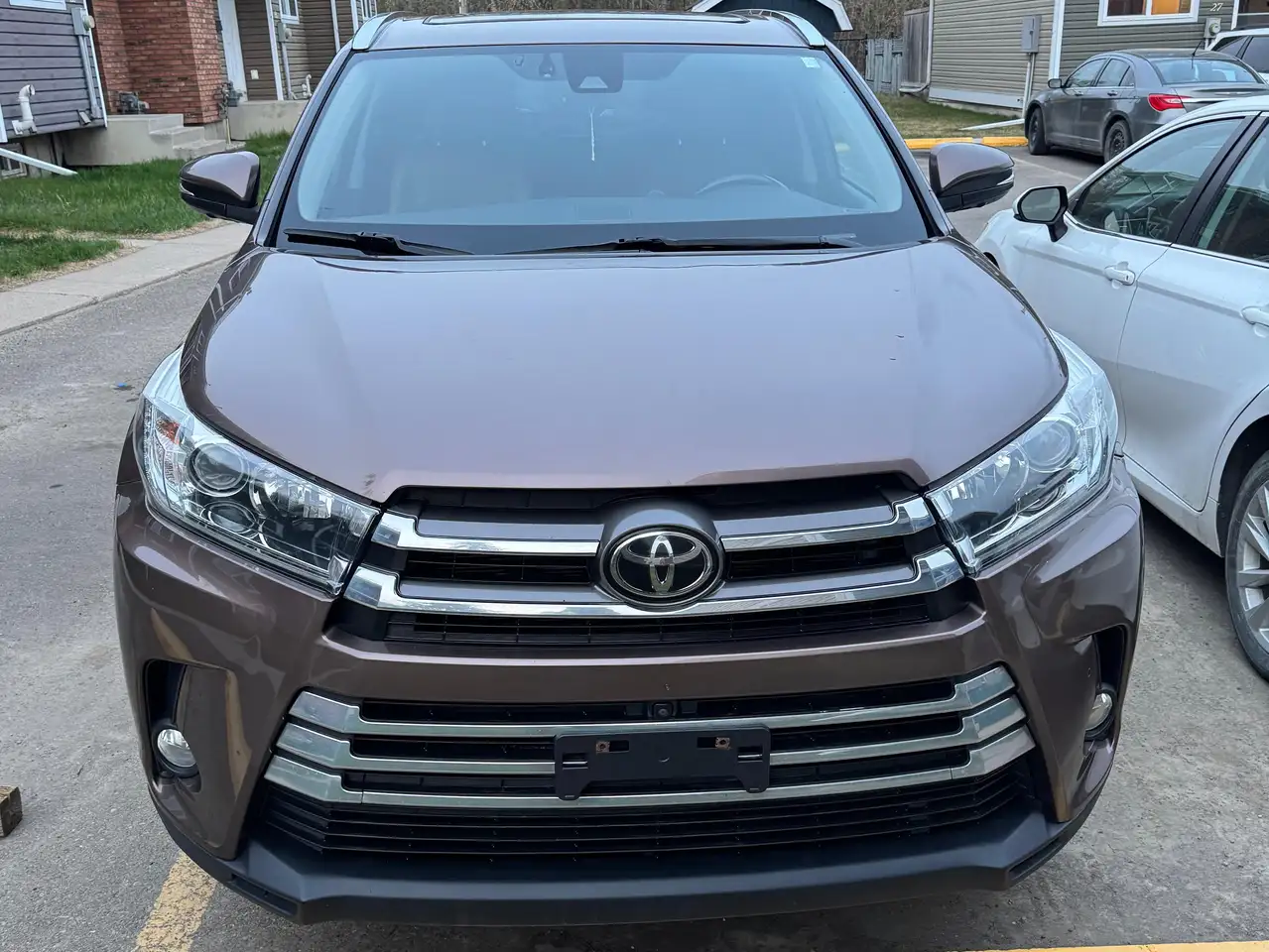 Toyota Highlander снимка Toyota Highlander