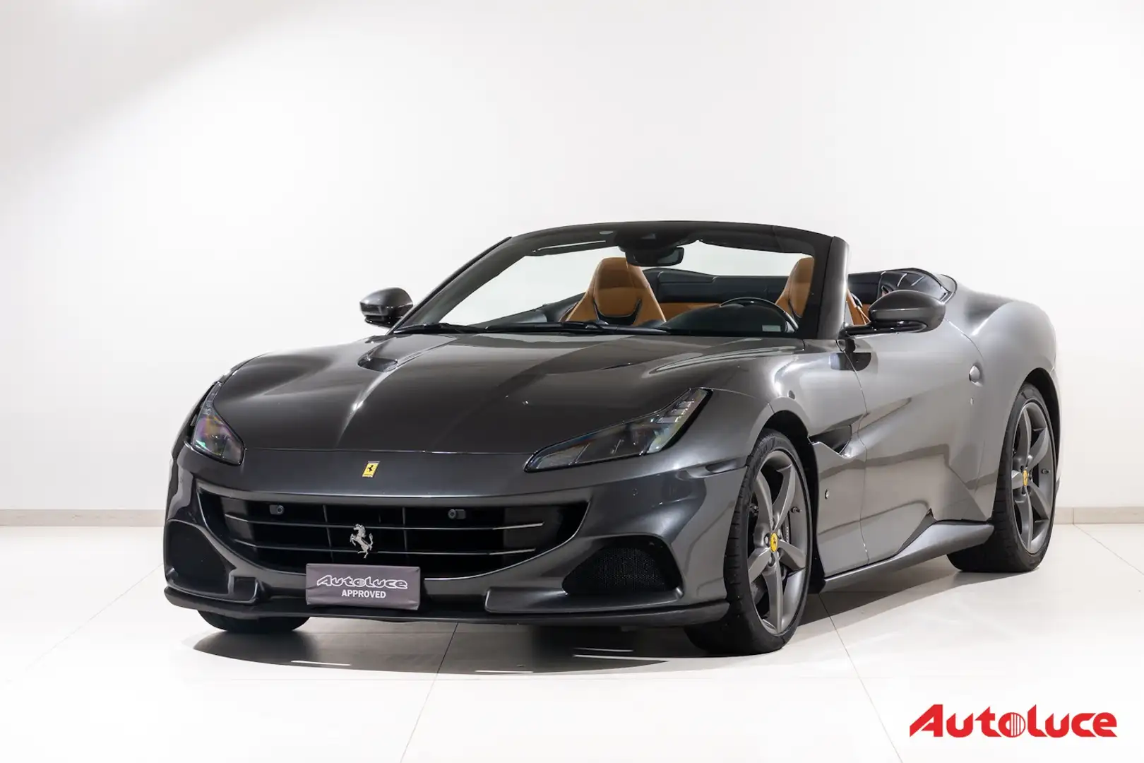 Ferrari Portofino M | Italiana Grigio - 1