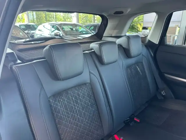 Suzuki Vitara view 15