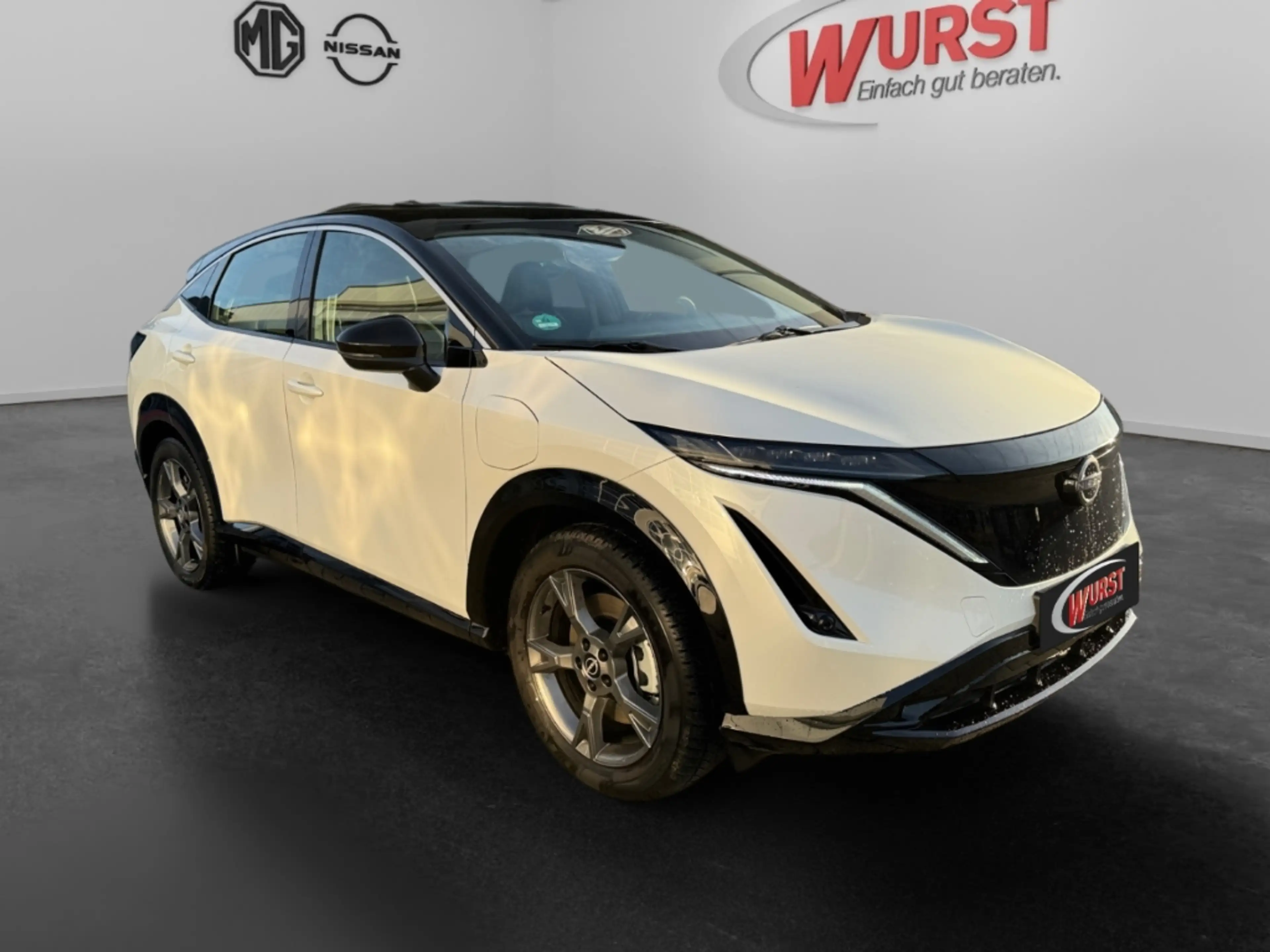 Nissan Ariya 63 kWh 22kW CCS Wärmepumpe Alcantara Kamera SHZ Na — photo 6