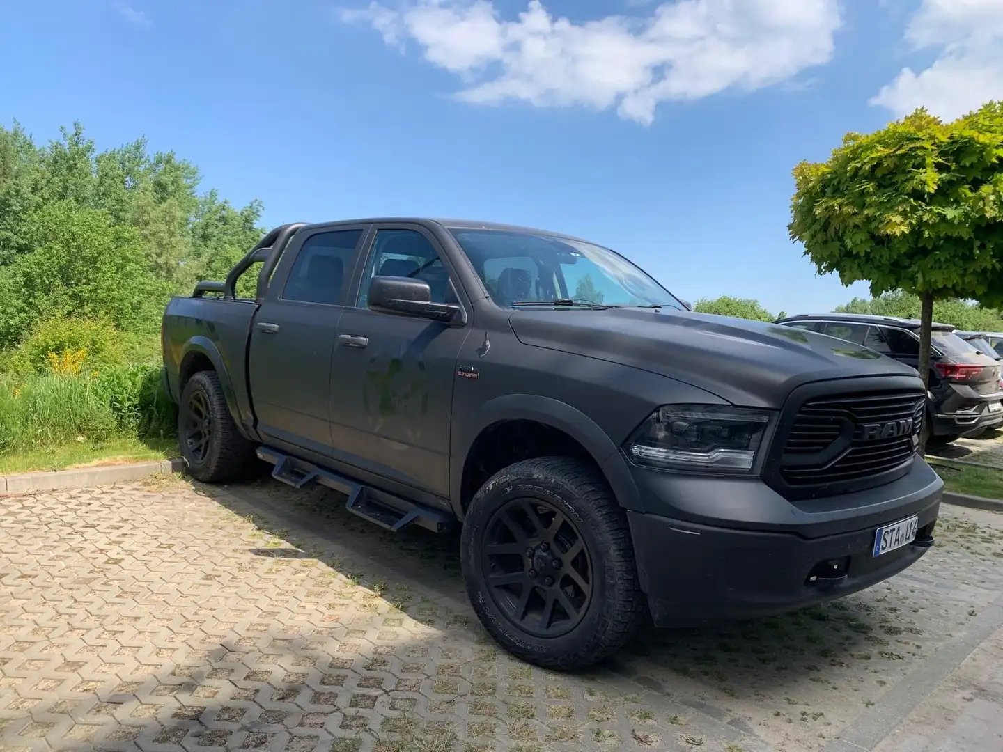 Dodge RAM Schwarz - 1