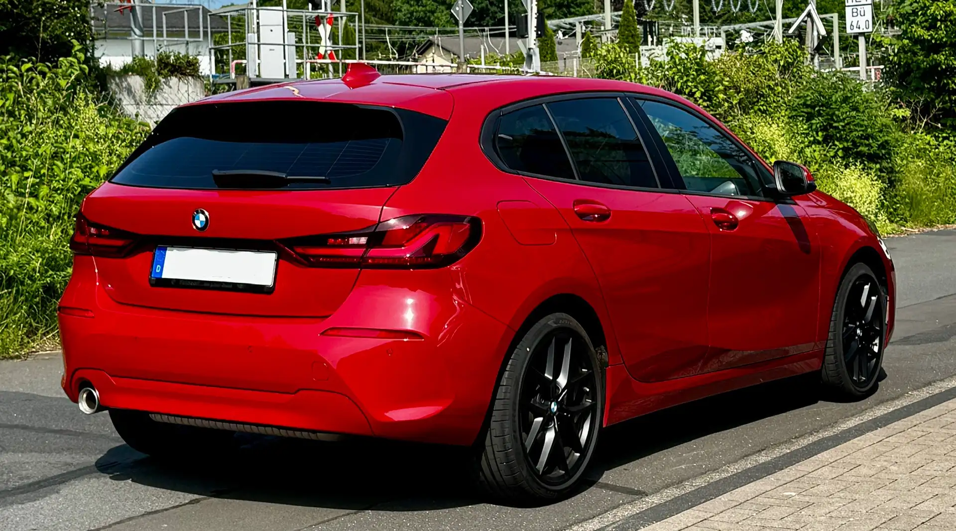 BMW 118 118 i Advantage Rot - 2