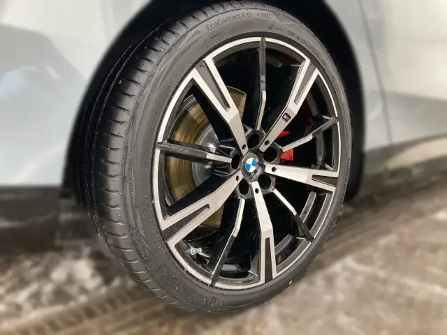 BMW i5 xDrive40 Limousine Ansicht 5