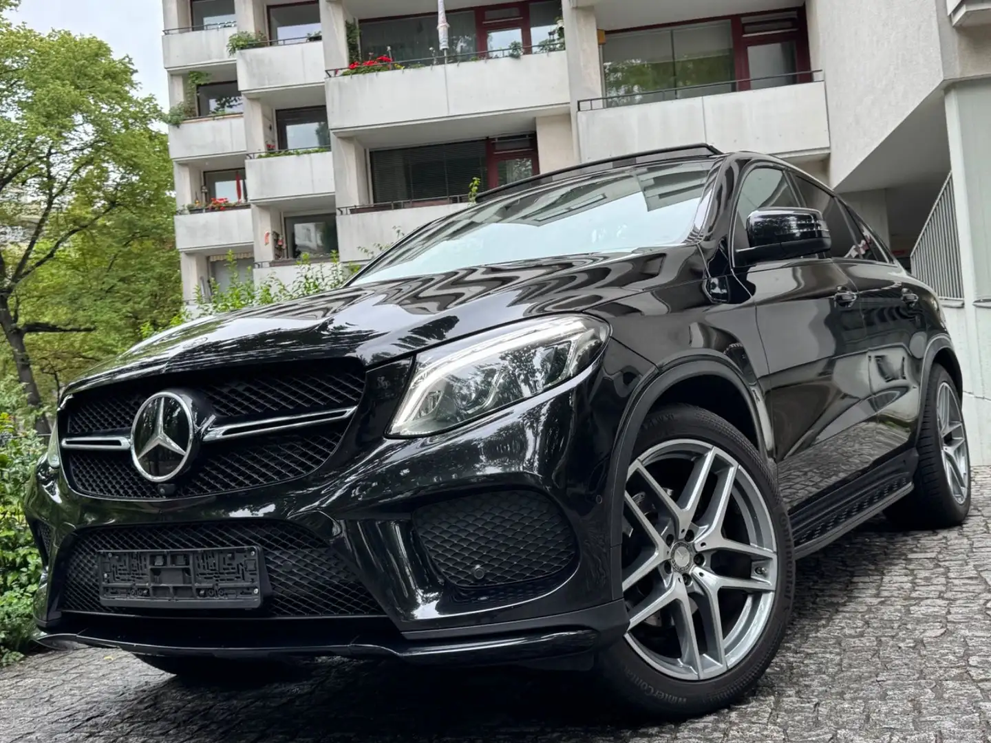 Mercedes-Benz GLE 350 d Coupe 4Matic AMG Line/HUD/ACC/PANO/H&K Noir - 2