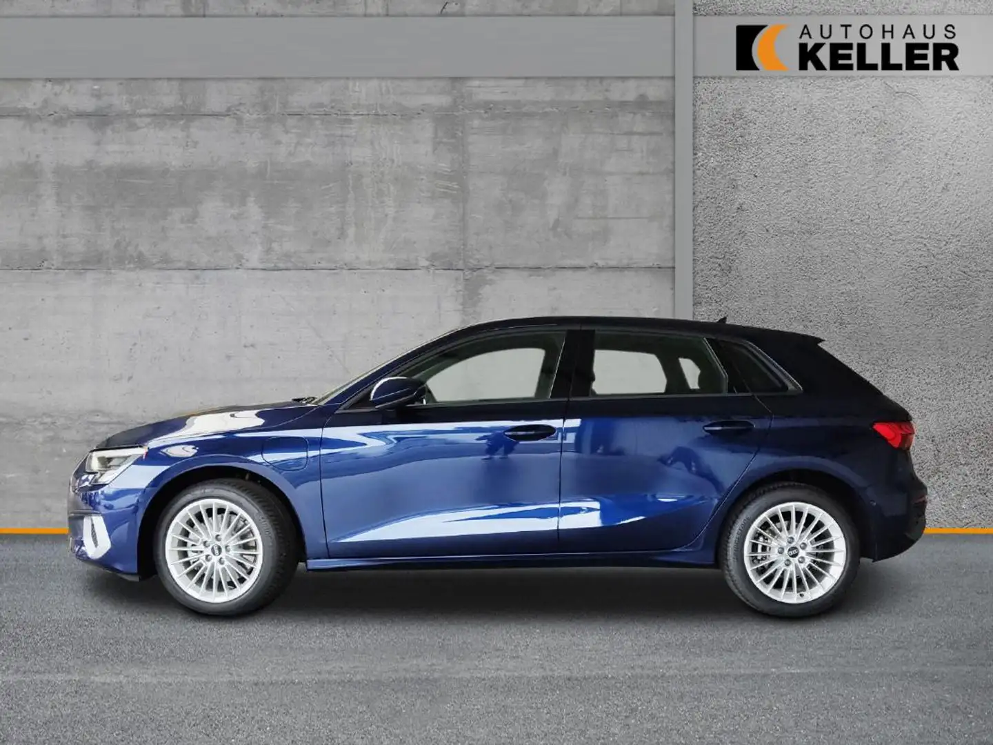 Audi A3 Sportback TFSI e Advanced 40 TFSI e S tronic / LED Blauw - 2