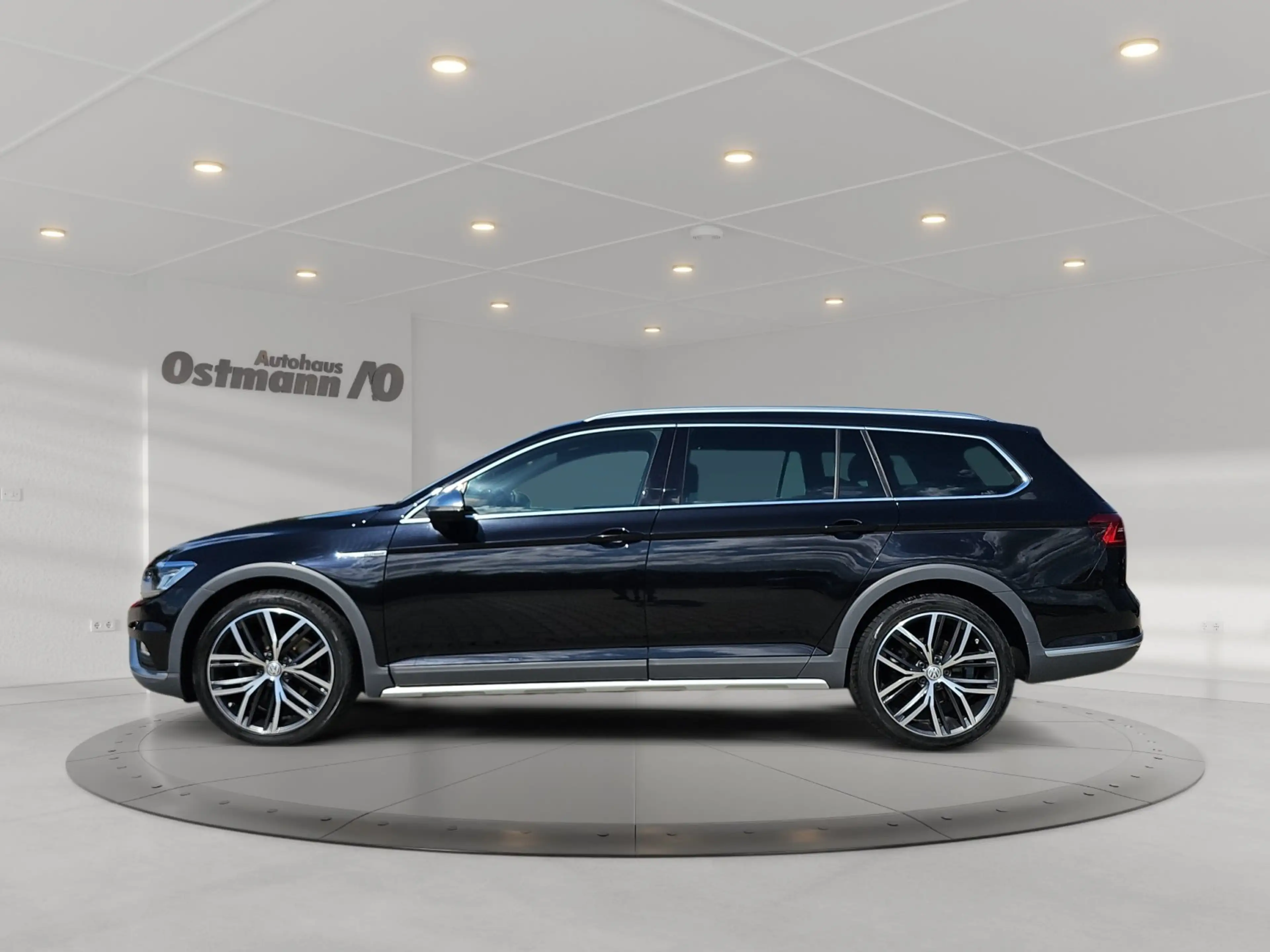Volkswagen Passat Alltrack Passat Variant Alltrack 4Motion Massage ACC RFK — photo 2