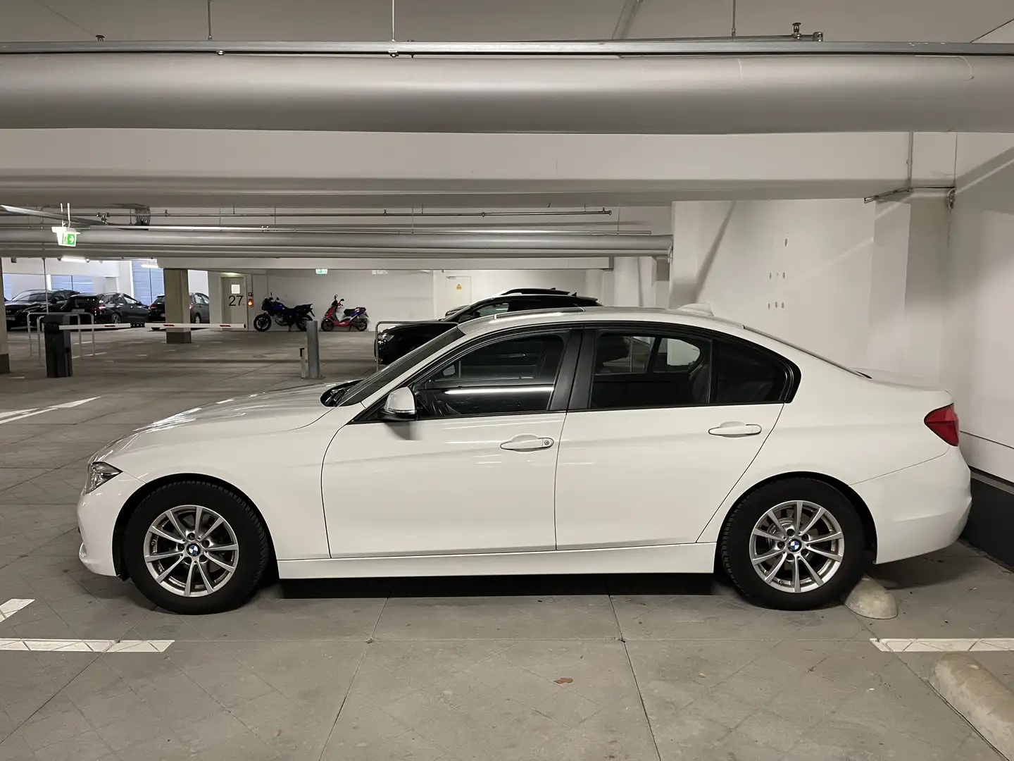 BMW 320 320d Efficient Dynamic Edition - 1