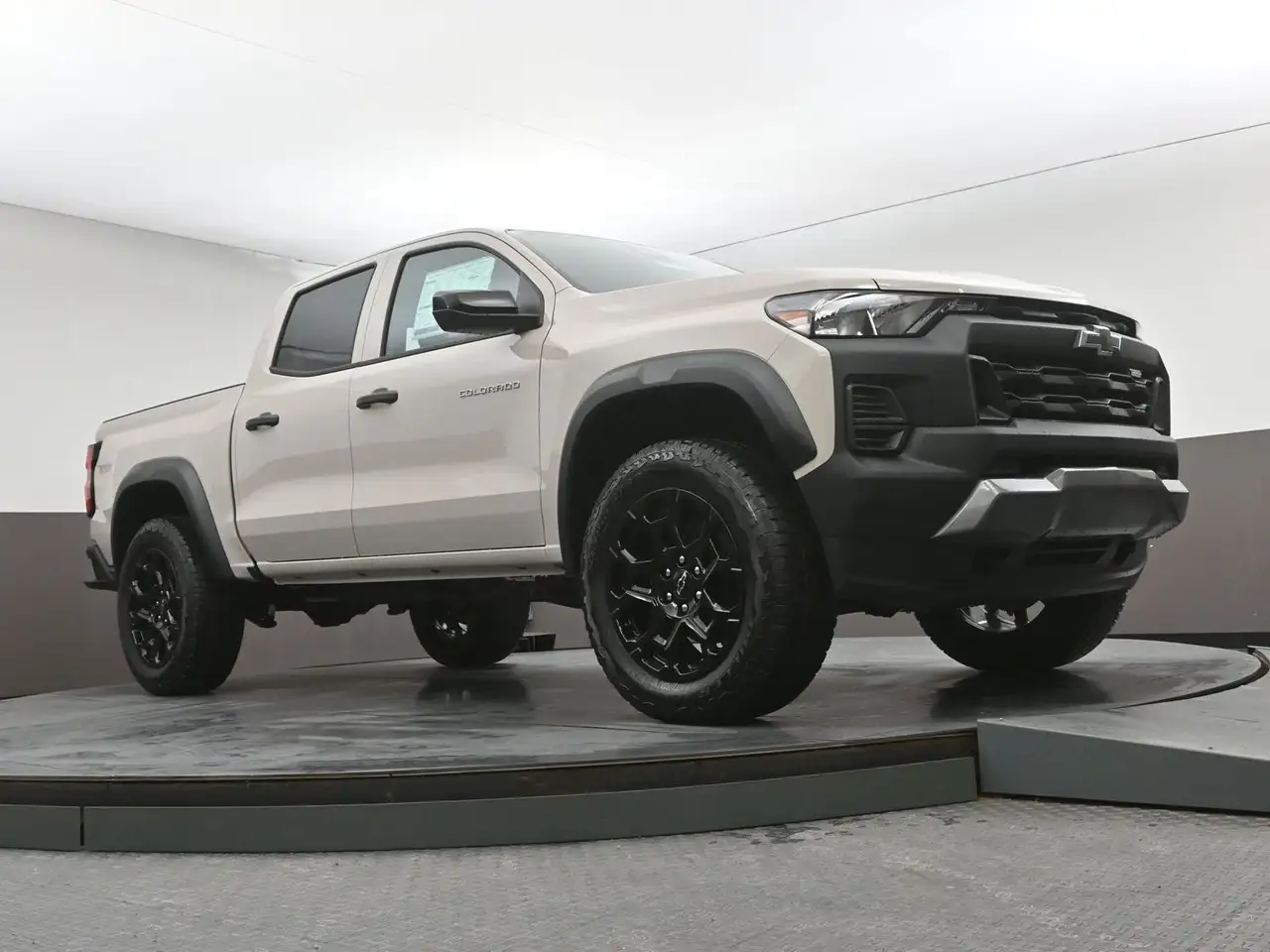 Chevrolet Colorado снимка Chevrolet Colorado