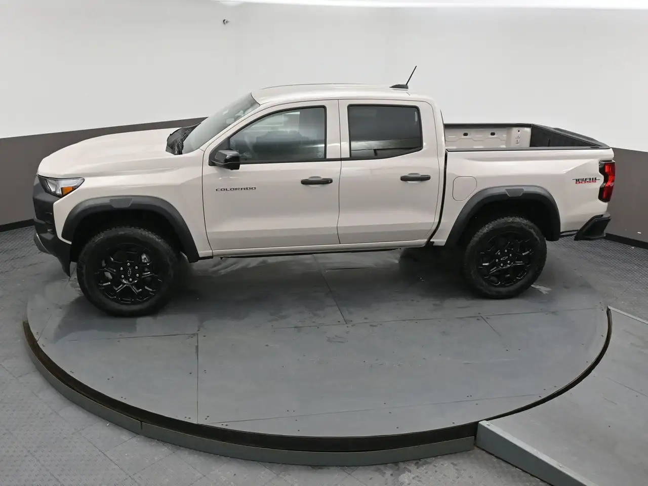 Chevrolet Colorado снимка Chevrolet Colorado