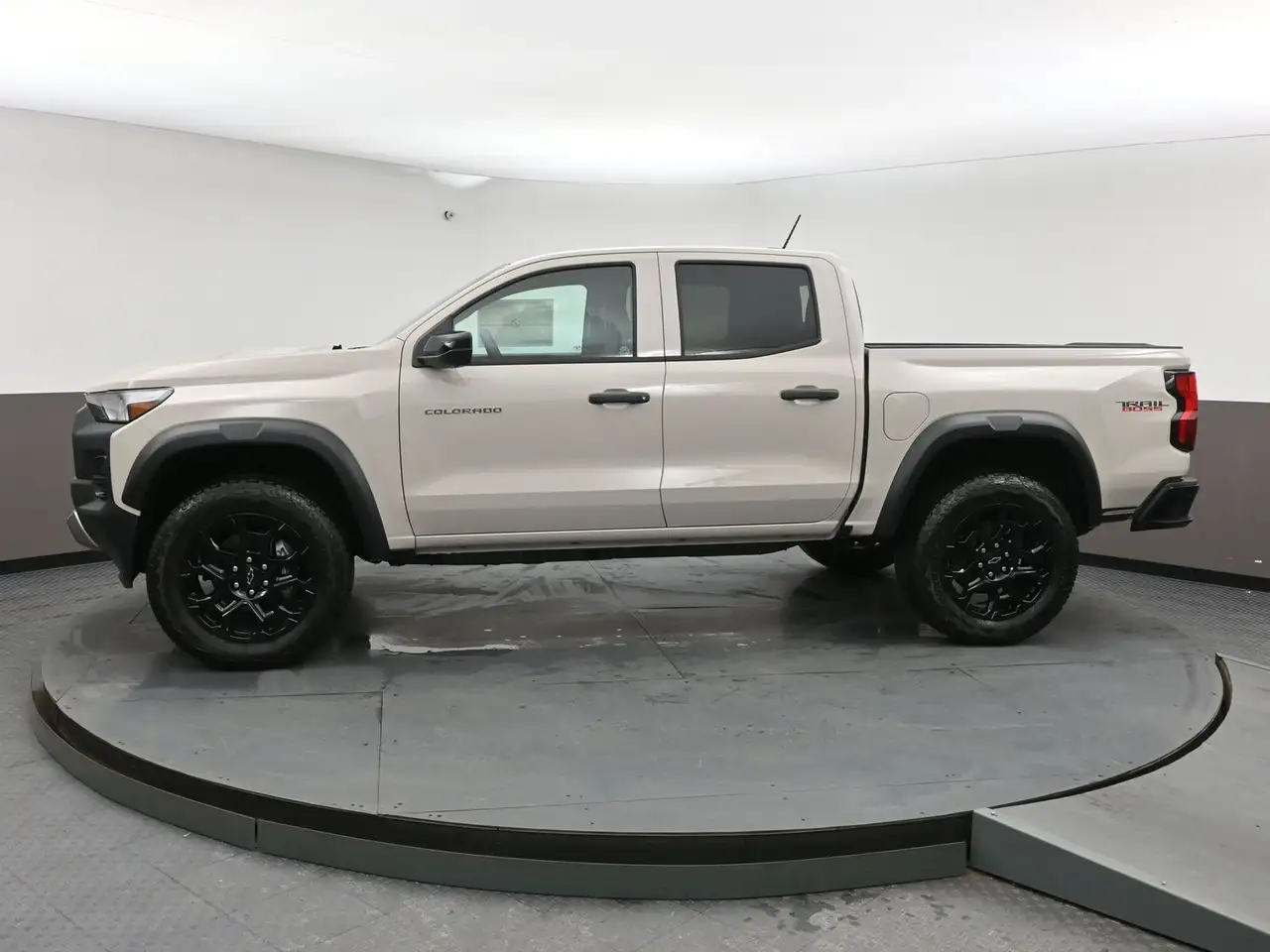 Chevrolet Colorado снимка Chevrolet Colorado