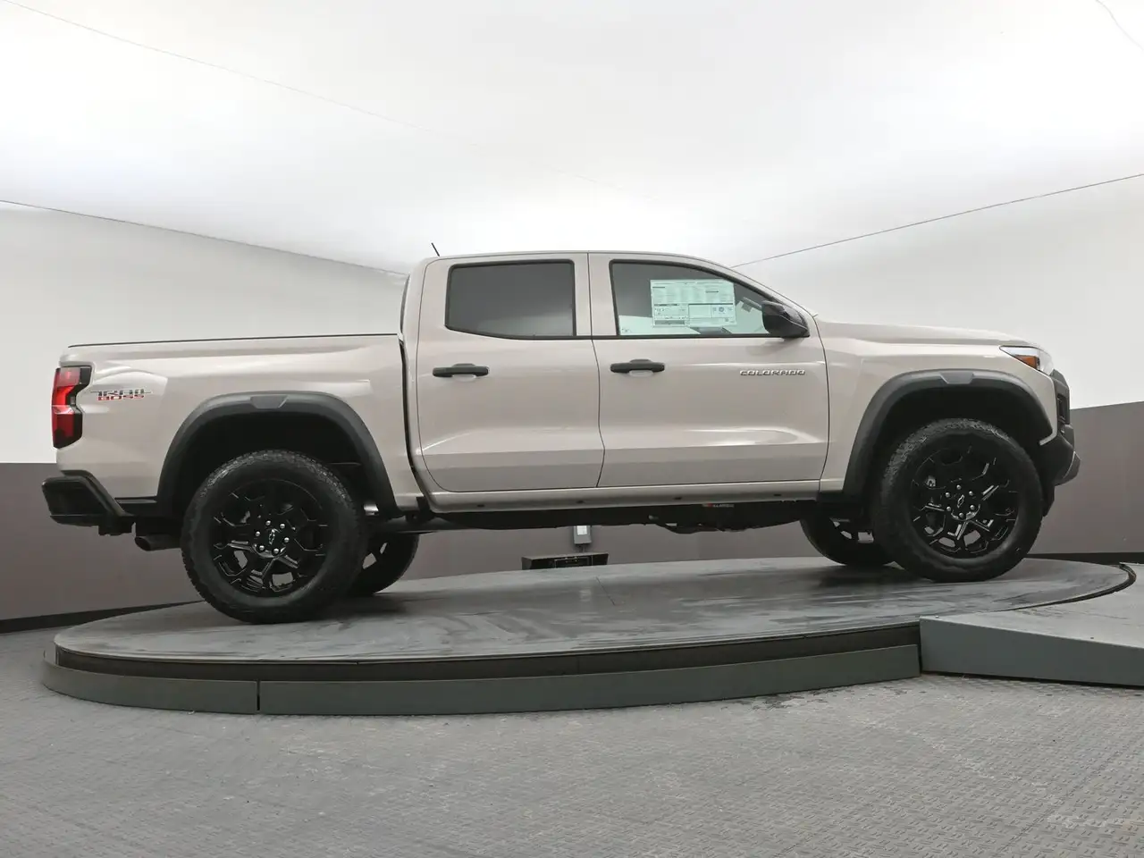 Chevrolet Colorado снимка Chevrolet Colorado