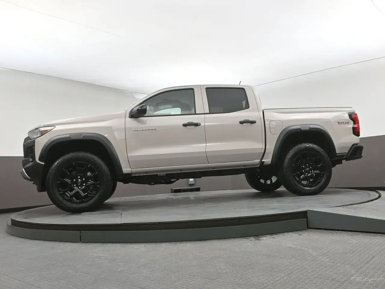 Chevrolet Colorado снимка Chevrolet Colorado