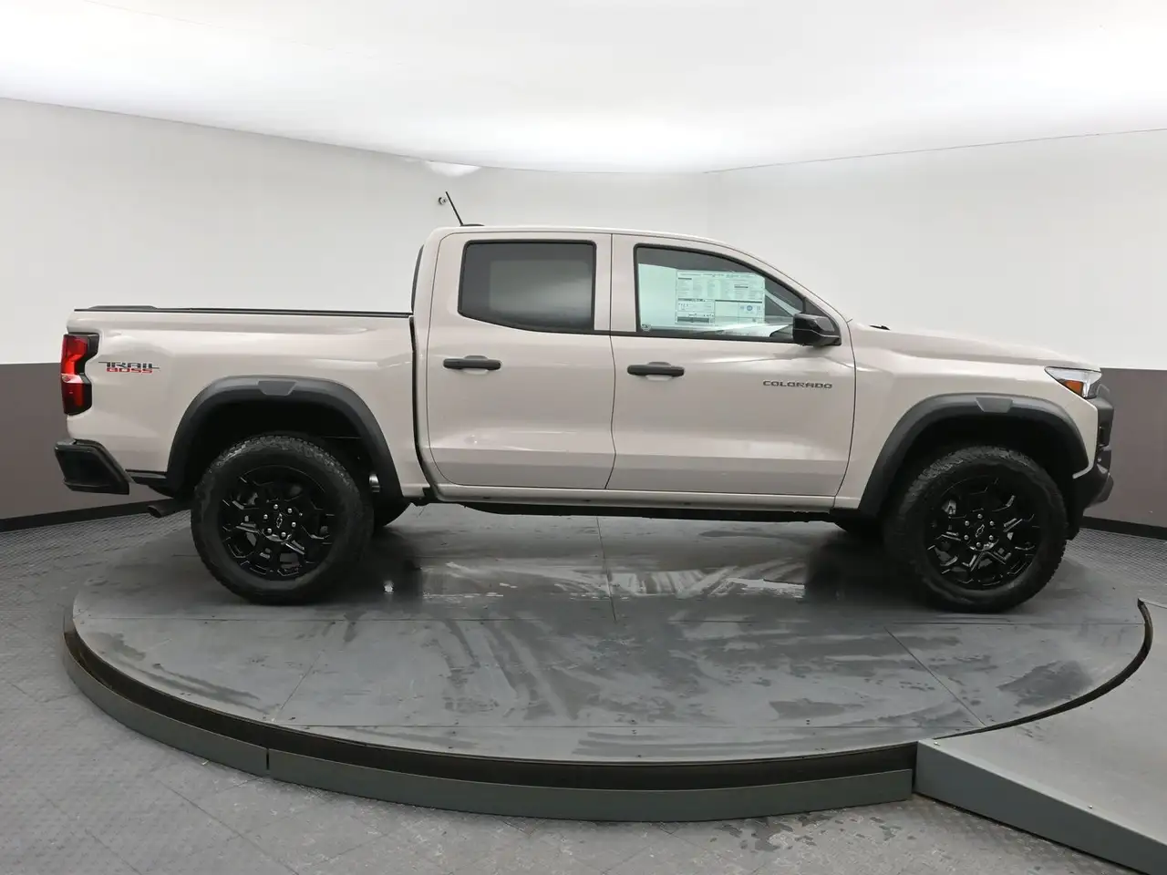 Chevrolet Colorado снимка Chevrolet Colorado
