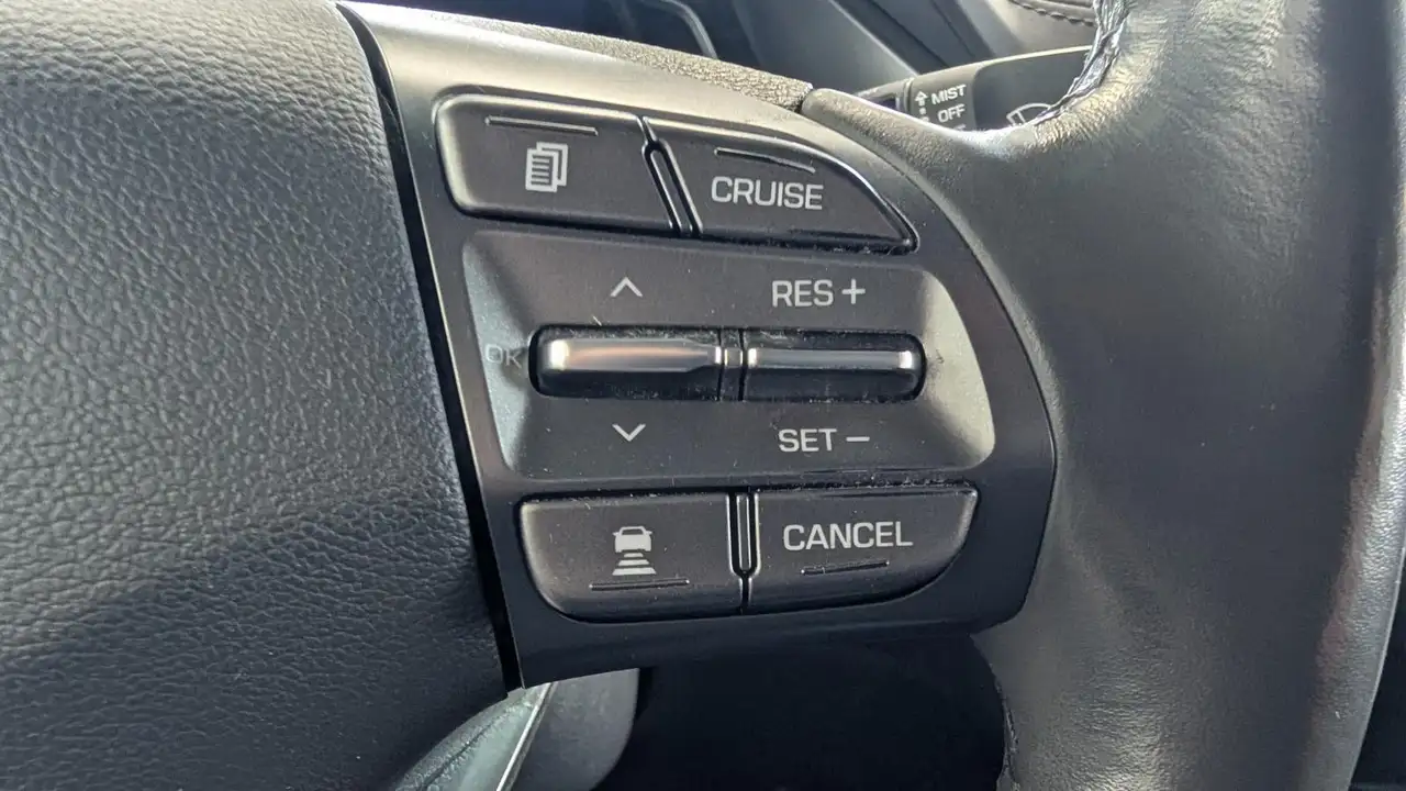 Hyundai IONIQ снимка Hyundai IONIQ